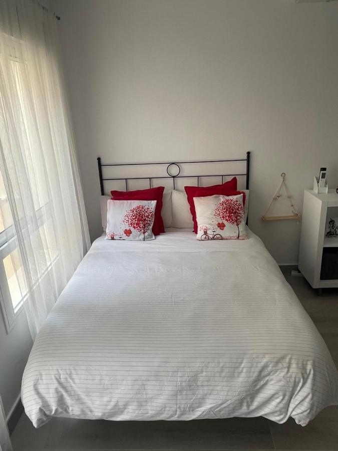 Victoria 68 Suite Малага Экстерьер фото